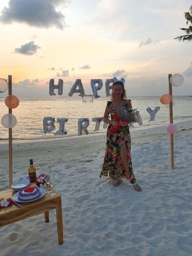 Manta Dhangethi Buitenkant foto